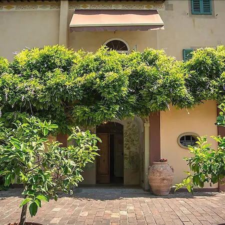 Hotel Palazzo Di Valli 3*