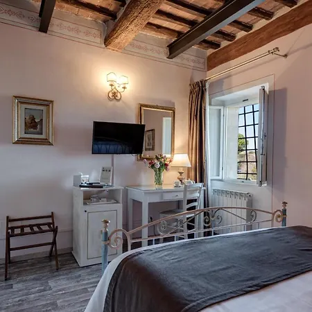 Hotel Palazzo Di Valli 3*