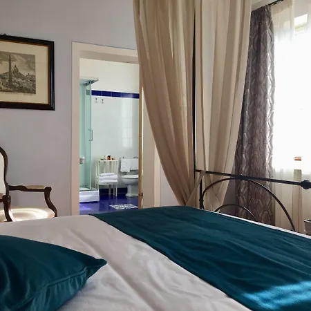 Palazzo Di Valli 3*