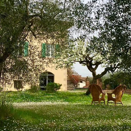 Palazzo Di Valli Siena